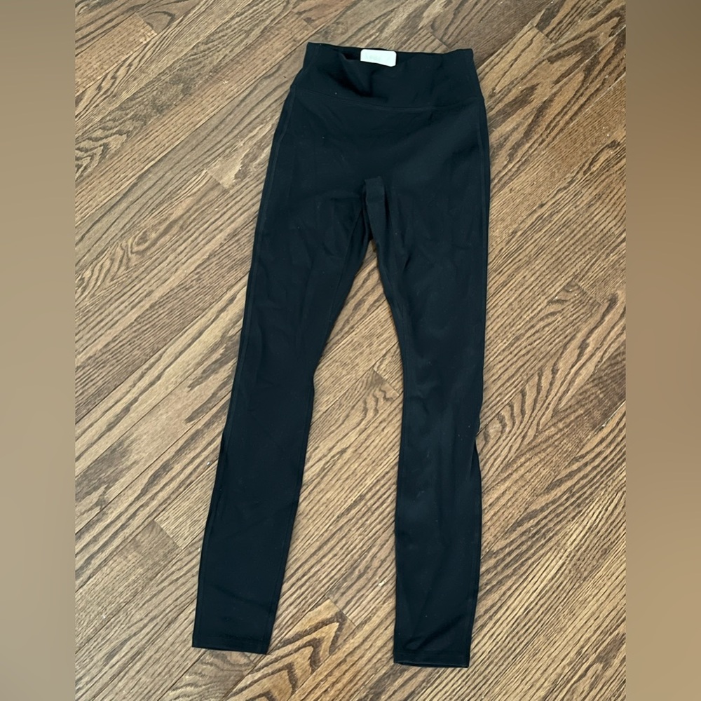 New Fabletics Anywhere High-Waisted Legging. XS